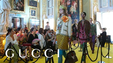 gucci croisière 2018|Gucci Cruise 2018 Fashion Show: Full Video .